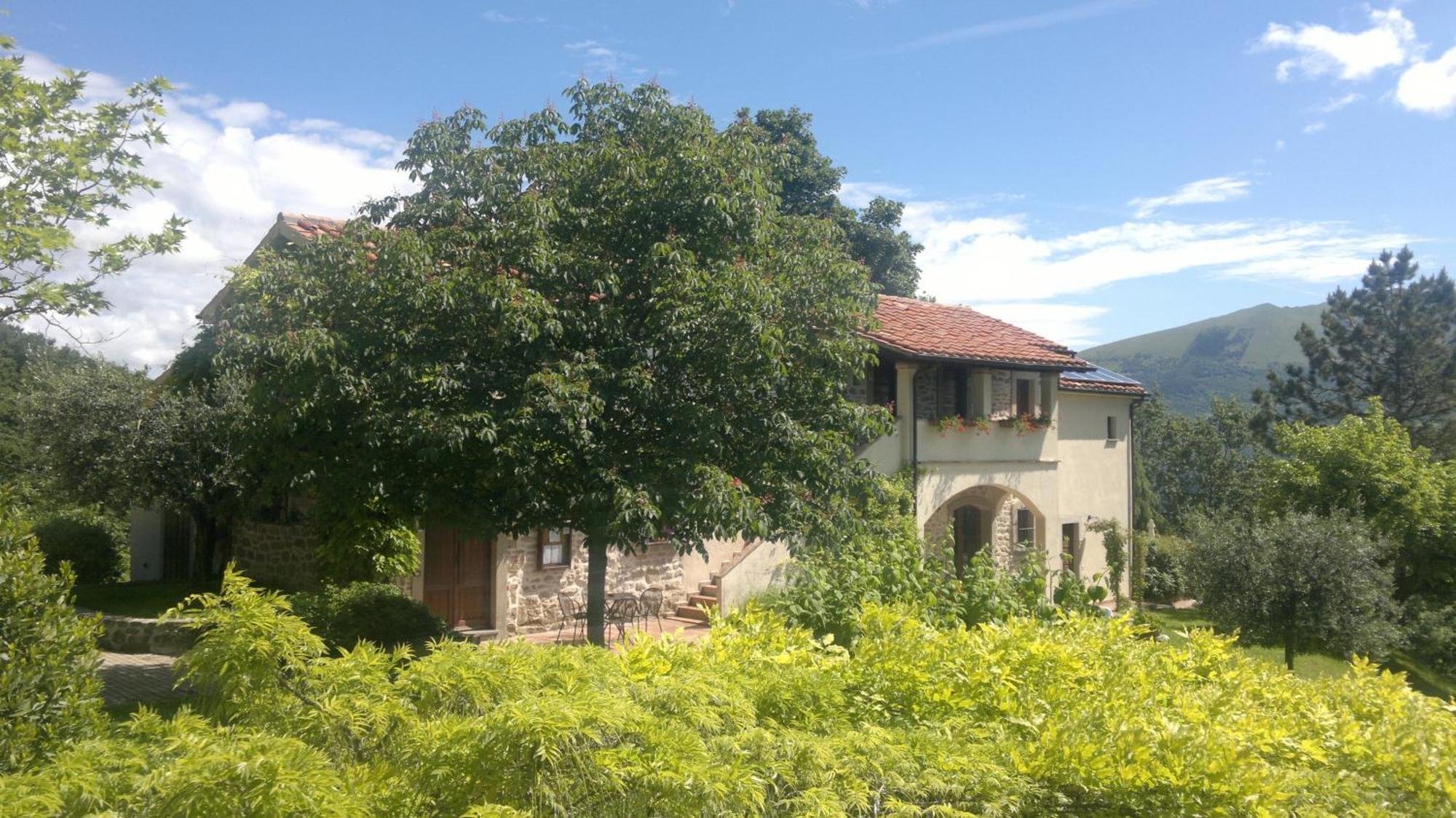 Casale Degli Ulivi Βίλα Gualdo Tadino Εξωτερικό φωτογραφία