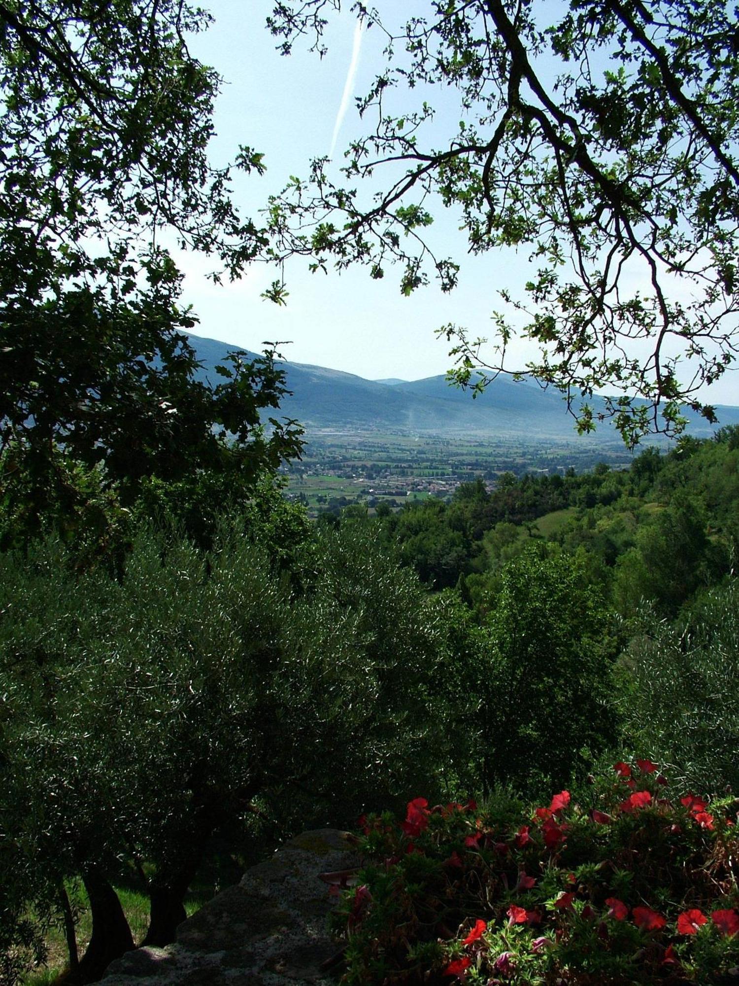 Casale Degli Ulivi Βίλα Gualdo Tadino Εξωτερικό φωτογραφία