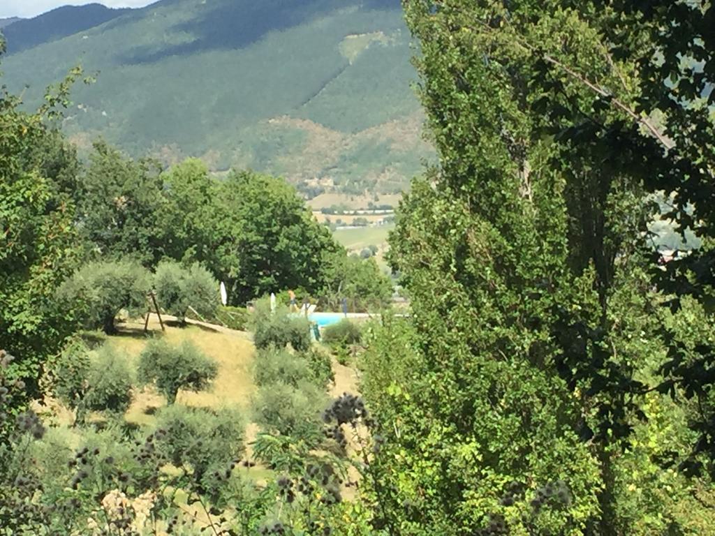 Casale Degli Ulivi Βίλα Gualdo Tadino Εξωτερικό φωτογραφία