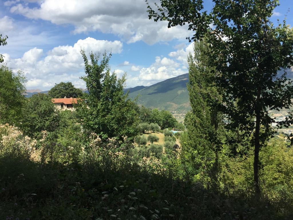 Casale Degli Ulivi Βίλα Gualdo Tadino Εξωτερικό φωτογραφία