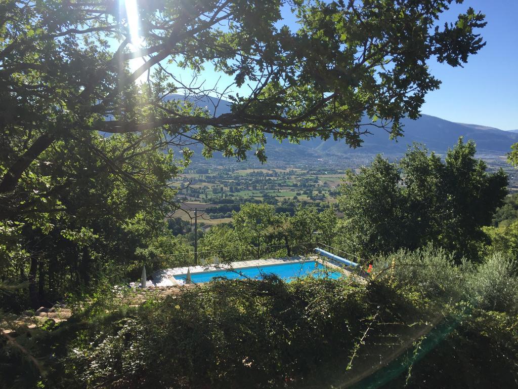 Casale Degli Ulivi Βίλα Gualdo Tadino Εξωτερικό φωτογραφία
